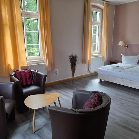 Hotel Am Kreischaer Park Ngoại thất bức ảnh